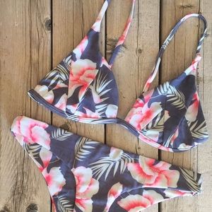 Stone Fox Bikini XS